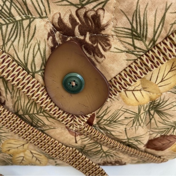 Quilted Crossbody Mini Fabric Purse Fall Forest Pattern Tan Grannycore Boho OS - Picture 4 of 10